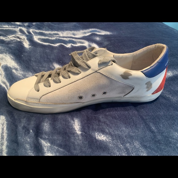 MENS size 44: Golden Goose sneakers- never worn- new in box. - Picture 3 of 8